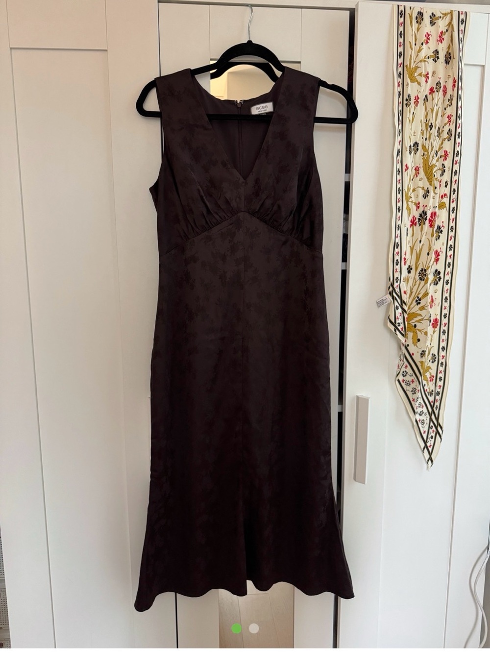 BCBGMaxAzria 90s Deep Brown Sleeveless V-Neck Midi Dress